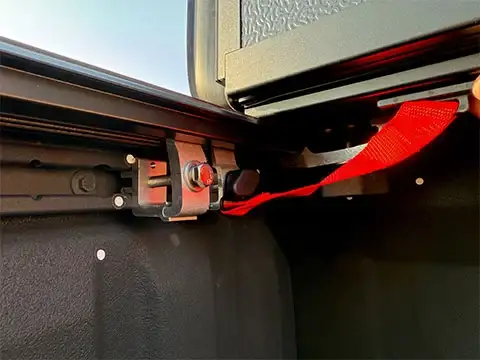 Hard Aluminum Tonneau Cover for Chevrolet Isuzu