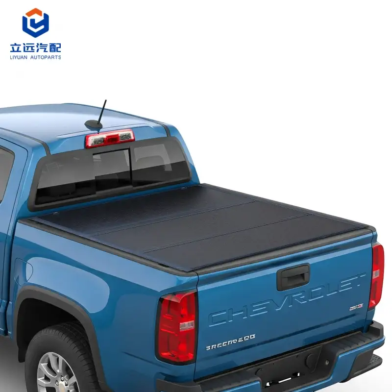 Capac de tonneau dur cu trei ori cu profil redus pentru Chevrolet